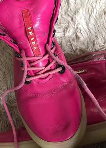 Authentic Vintage Prada Shoe 👟