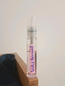 Bath And Body Works Twisted Peppermint Sample
