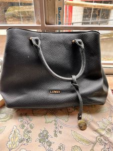 Black Handbag With Crosdbody Strap