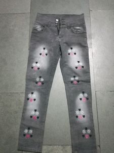 Printed Grey Jeans For Girls!🌸