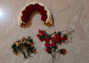 Traditional Hair Pins And Flowers