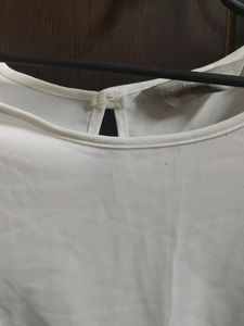 White Colour Ballon Hand Tops