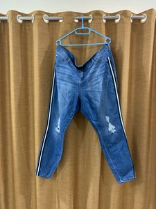 PLUS SIZE RIPPED DENIMS (ORIGINAL)