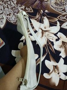 White Shoulder Bag