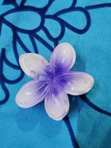 AESTHETIC FLOWER CLAW CLIP