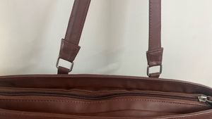 Zouk Laptop Tote