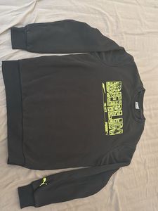 Puma Sweatshirt ( Euro S)