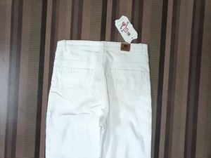 Z-11 Size 30 Slim Fit Women Denim Jeans