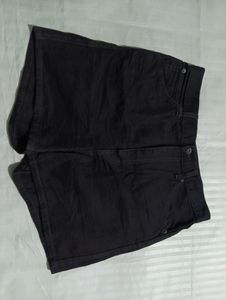 UNIQLO Women Shorts