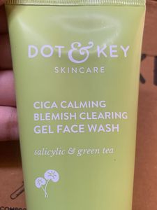 CICA CALMING BLEMISH CLEARING GEL FACE WASH