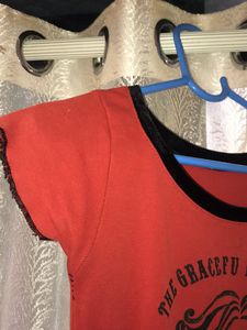 it’s a fitted top!