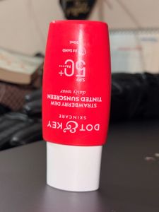 Dot &amp; Key Strawberry Sunscreen