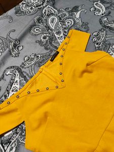 Chic Mustard Mini Dress