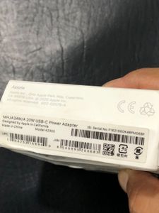 Apple 20W USB-C Power Adapter