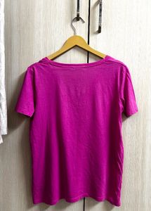 Zara - Fuschia Pink V-Neck T-Shirt