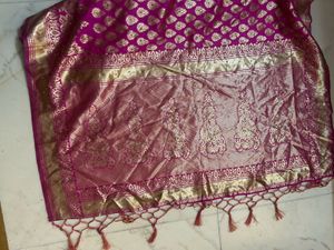 Pink &amp; Gold ready to wear saree