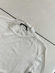 Ribbed Mock Neck Top