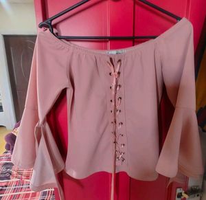 Korean top