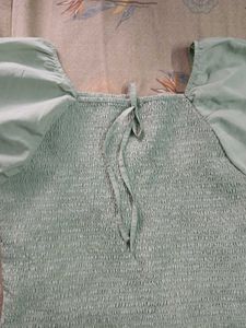 Cute Puff Sleeve Top