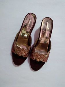 Elegant Maroon Heels