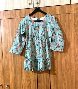 Floral Top❤️❤️❤️