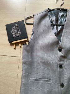 *Brand New Wedding Gray Vest &amp; Pants Set