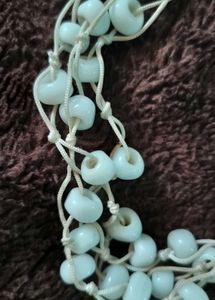 Shiite and beige stone Beaded Layered Necklace Com