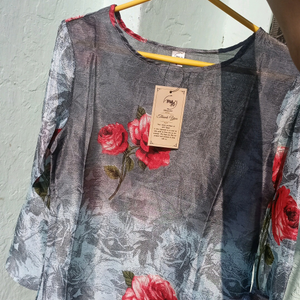 girl top   floral printed design  new top