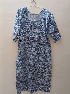 Kurti Women