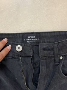 Cotton On Charcoal Straight Jeans ! Size 26 /27