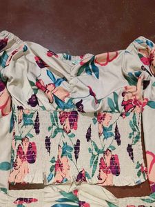 Floral Print Smocked Crop Top