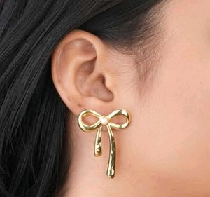Gold Plated Bow Pearl Earrings
