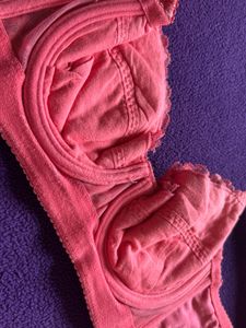 Pretty in Pink Lace Bra🩷