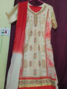 Elegant Kurta Set & Dupatta
