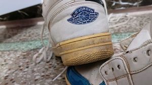 Vintage Air Jordan 1s - Restoration Project