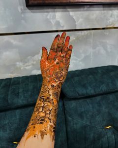 Mehendi Cone