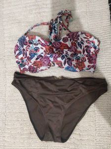 Selling Great Condition - Bikini Set