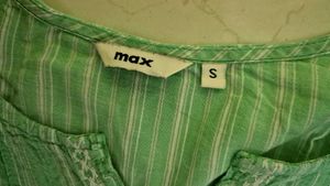 Green daily wear kurta with pocket.