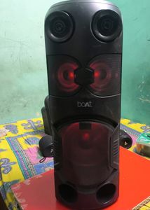 boAt PartyPal 200 LEDS 70 W worth 10k