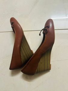 PRICE DROP🔥Target Brown Wedges Heels