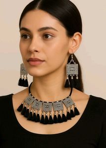 Necklace & Earring Set