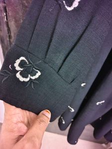 Black Embroidered short abaya..