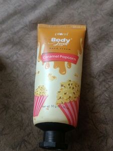 Plum Hand Cream With Scented Candle