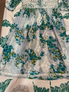 Chikankari Pretty Floral Print Kurta Women !