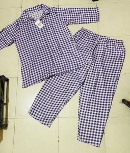 🟣 Clovia Checked Night Set – Soft feel, sassy …….