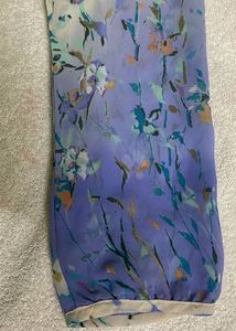 109 F Cute Floral Top 😍