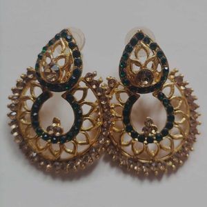 Elegant Green &amp; Gold Earrings