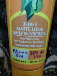 Lotus Herbals Safe Sun SPF 40