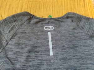 Light Weight Breathable Running Tshirt For Women