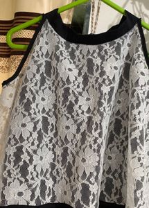 Beautiful Black Nd White Net Dres🖤🤍